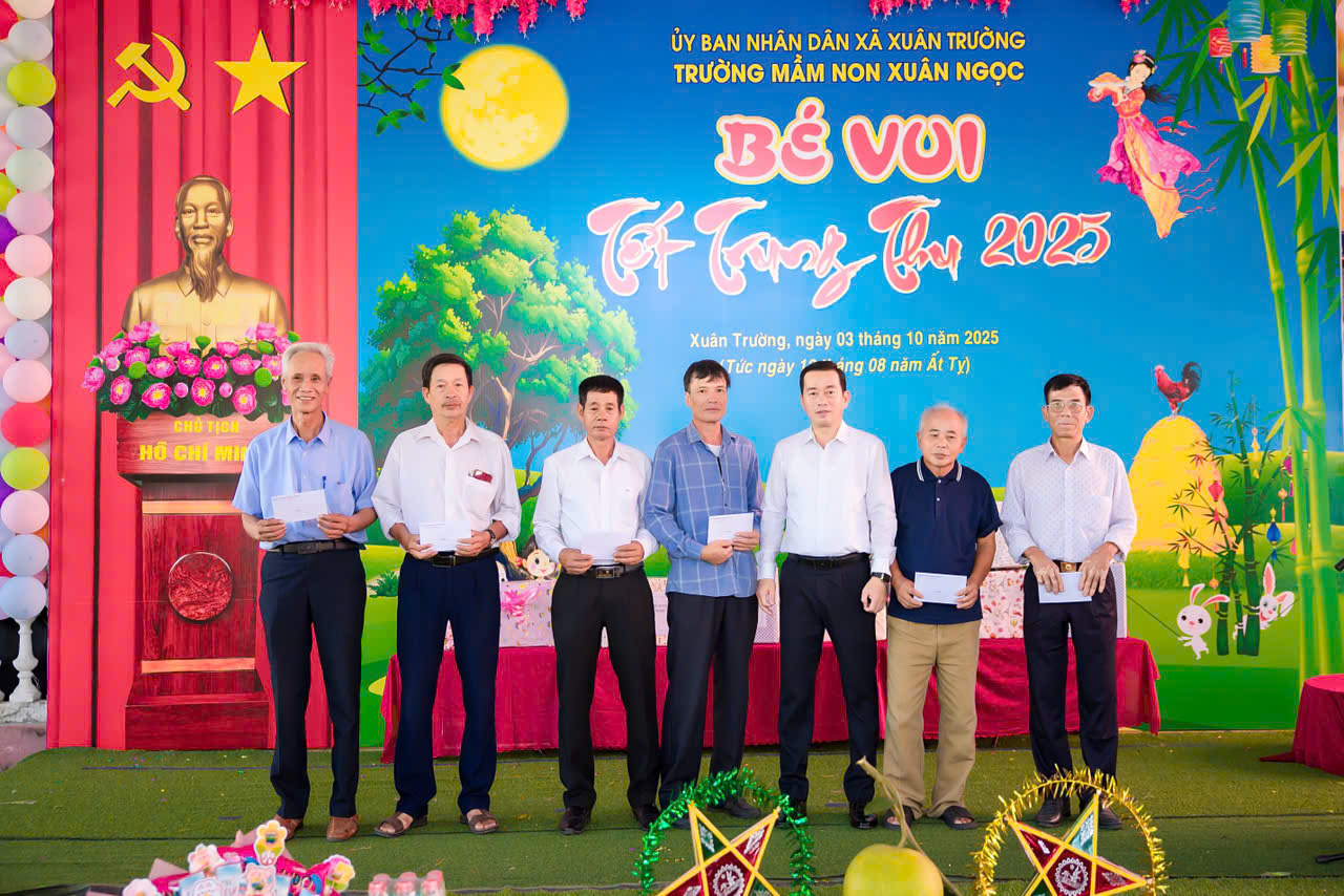 Ấm áp Tết Trung thu cho thiếu niên, nhi đồng xã Xuân Trường