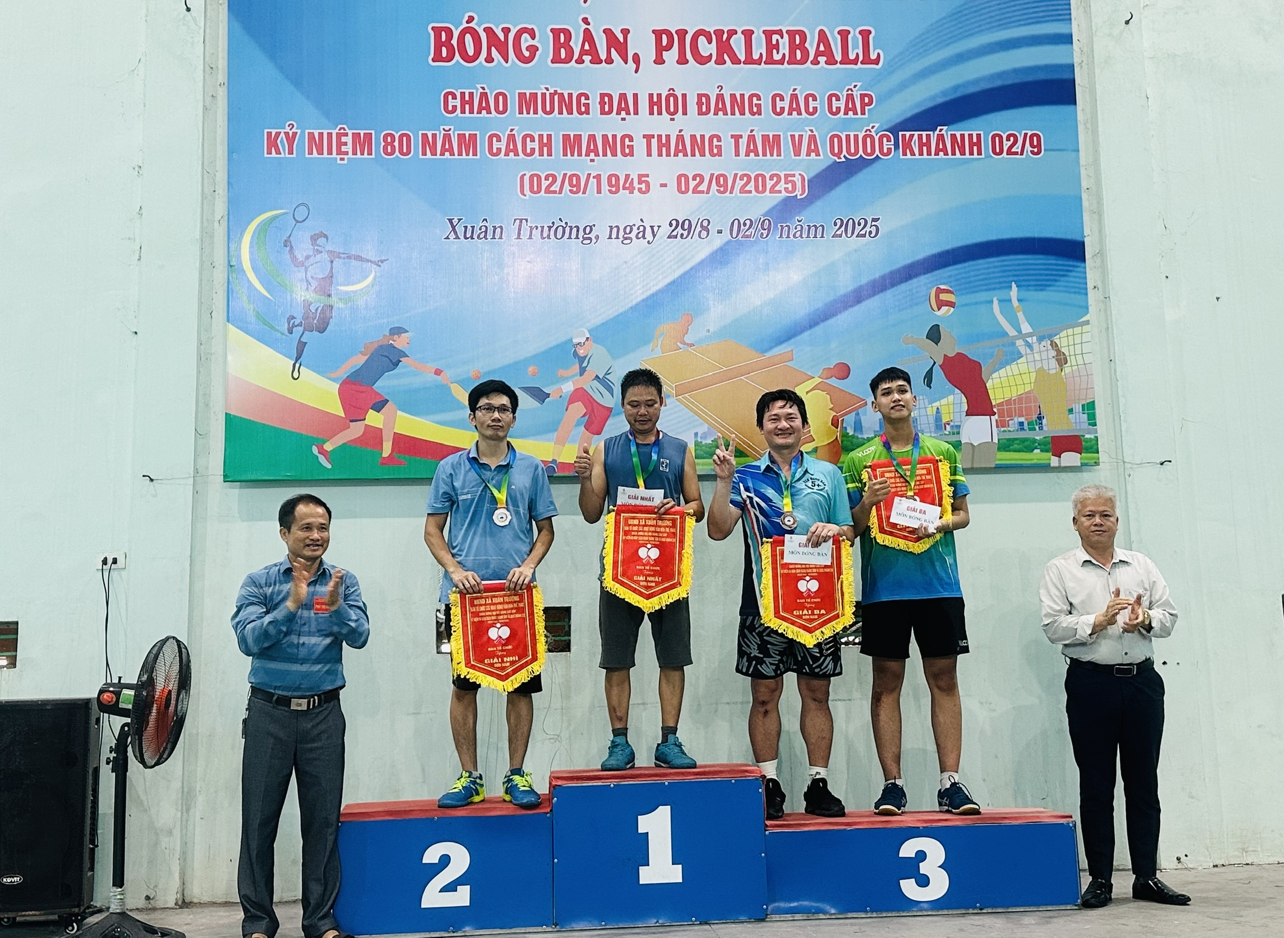 Xã Xuân Trường tổ chức thành công giải bóng bàn chào mừng 80 năm cách mạng tháng 8 và Quốc khánh 2/9